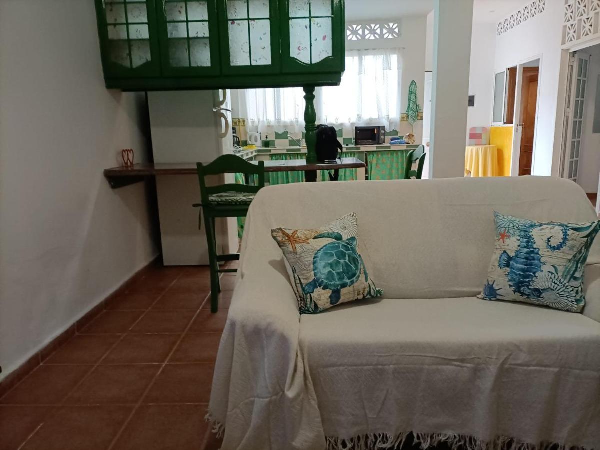 Habitacion Matrimonial En Un Bajo Bano Compartido Areas Compartidas Abades  Esterno foto