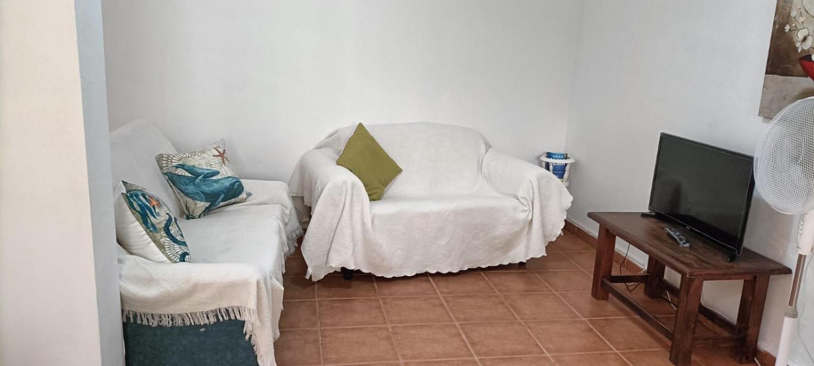 Habitacion Matrimonial En Un Bajo Bano Compartido Areas Compartidas Abades  Esterno foto